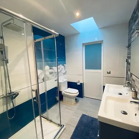 Appartement Luxury Two Bed Seaviews *