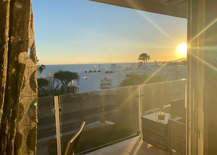 Apartment Luxury Two Bed Seaviews *